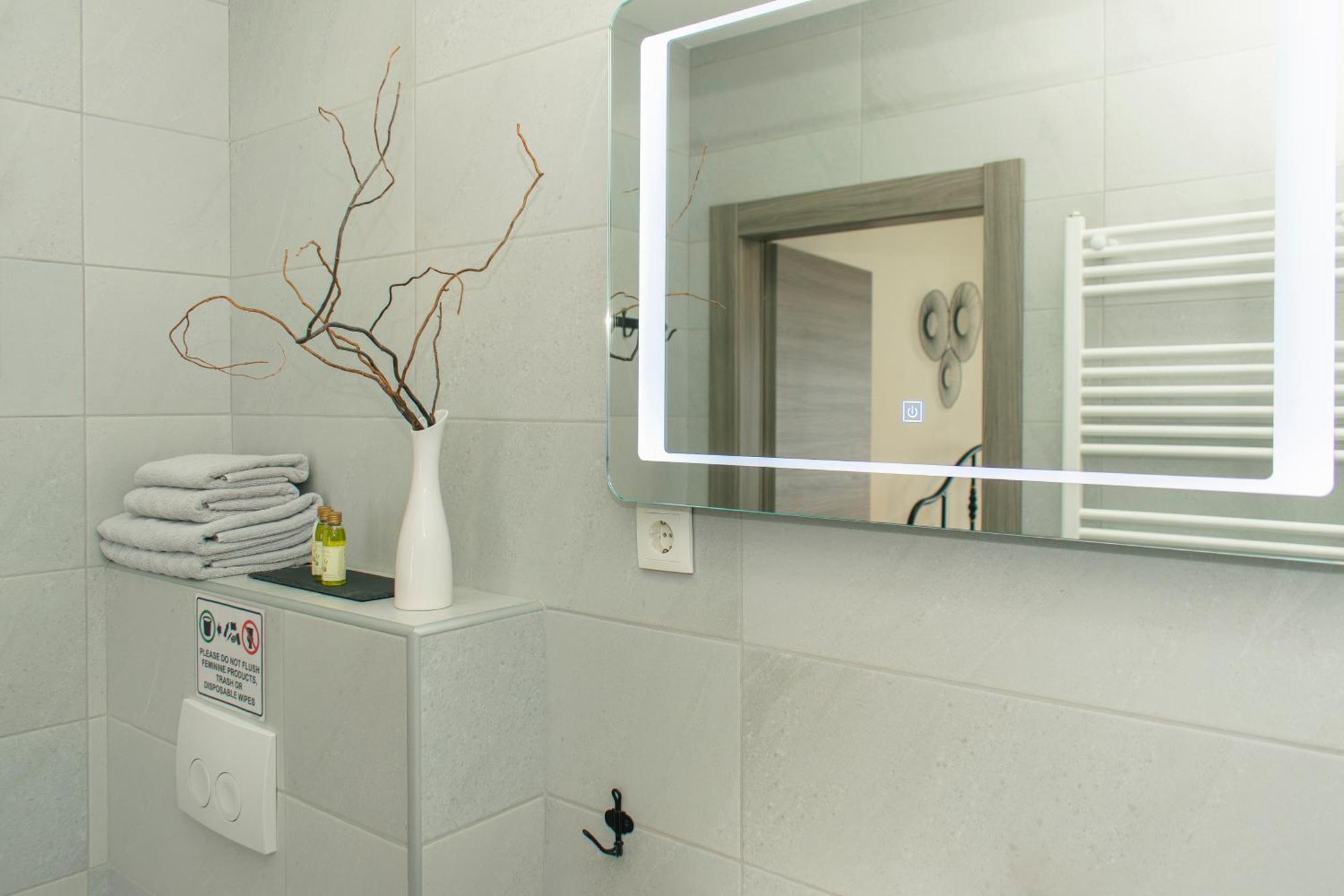 Goodlife Studio Apartment Pozega Exterior photo